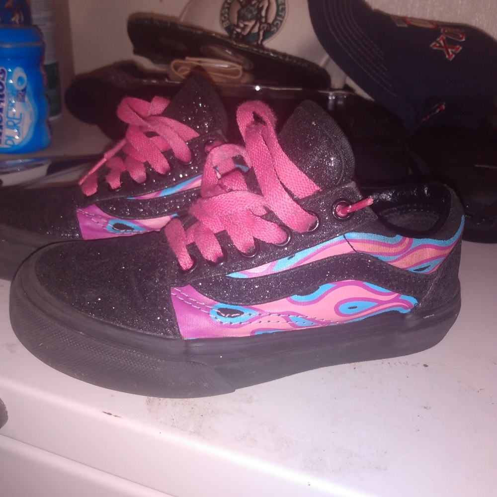 Vans children